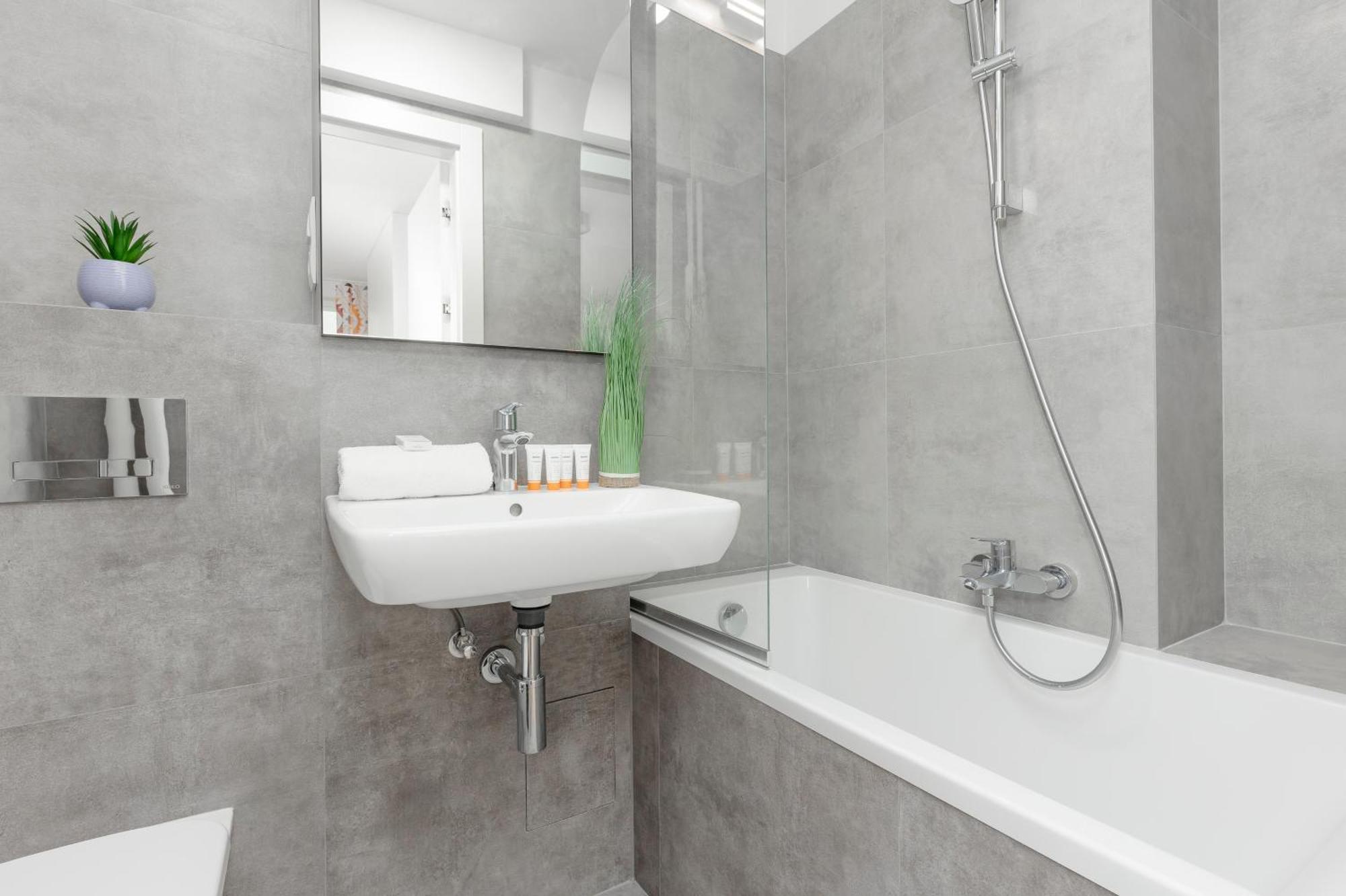Stylish Located Near Pge Narodowy By Renters Апартаменти Варшава